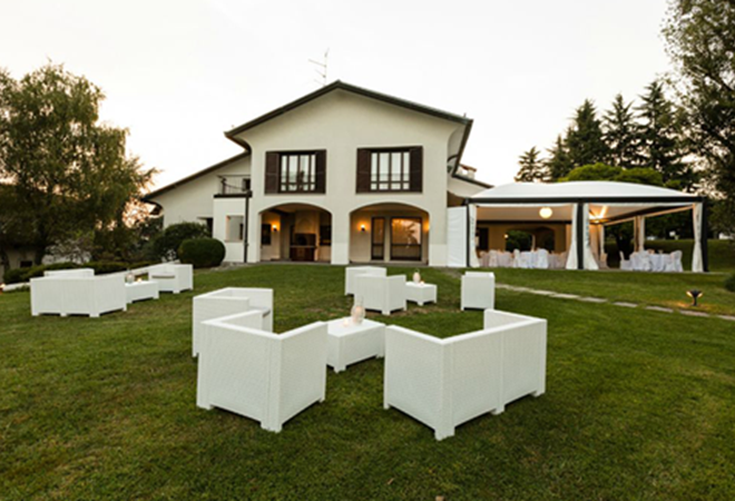 Gazebo Tiglio Leggero In Giardino